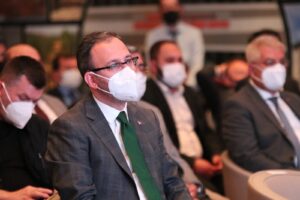 Bakan Kasapoğlu: 'Pandemide dijital bağımlılık arttı'