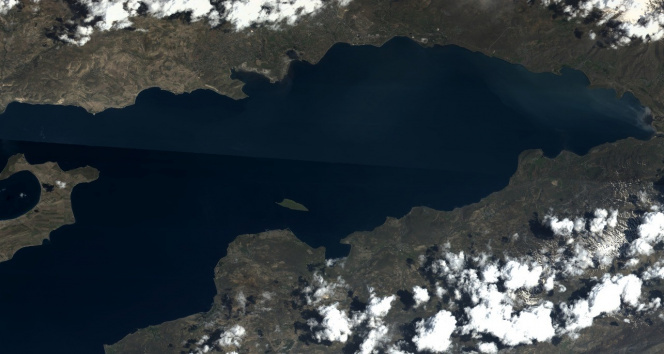 Göktürk uydusunun objektifinden Van Gölü