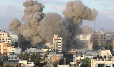 İsrail’in Gazze’ye saldırılarında bin 800 konut tamamen zarar gördü